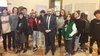 Ragazzi del liceo artistico Dosso Dossi con l'assessore Massimo Maisto all'inaugurazione della mostra sulla Costituzione