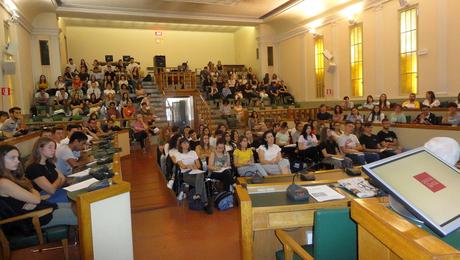 Costituzione e rispetto: l'importanza delle parole 'non ostili' per la convivenza civile - DIRETTA