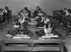 CATTEDRA E BANCHI DELLA SCUOLA DI IERI.jpg