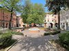 Il giardino e la fontana di Piazza della Repubblica