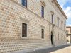 palazzo diamanti 
