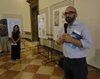 L'assessore Massimo Maisto e la curatrice Ivana Cambi per inaugurazione della mostra di VitoTumiati (foto Ufficio stampa del Comune)
