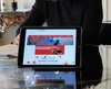 Il tablet con la pagina del sito web della Croce Rossa di Ferrara