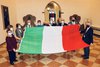 Consegna del tricolore al sindaco Alan Fabbri da parte dei Lions Ferrara