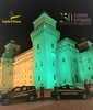 Castello di Ferrara illuminato di giallo verde per il 250 anniversario della Guardia di finanza