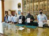 La firma dell'accordo tra Comune e Università di Ferrara: sa sinistra ass. Maggi, dirigente Magnani, vicesindaco Nicola Lodi, il rettore dell'Università Giorgio Zauli, il sindaco Alan Fabbri e l'ass Alessandro Balboni- Ferrara, 17 giugno 2021