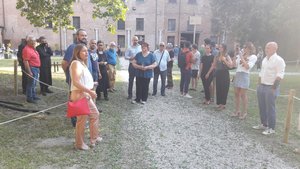 Inaugurazione dello spazio riqualificato del Giardino delle Duchesse di Ferrara con il taglio del nastro del sindaco Alan Fabbri e ass. Travagli