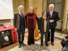 L'assessore Gulinelli con Floriana e Cecilia Chailly e Riccardo Modestino al Teatro Comunale - Ferrara, 21 dicembre 2022  (foto GioM)