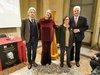 L'assessore Gulinelli con Floriana e Cecilia Chailly e Riccardo Modestino al Teatro Comunale - Ferrara, 21 dicembre 2022  (foto GioM)