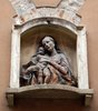 La Madonna sulla facciata del palazzo di via Saraceno, a Ferrara