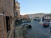 Piazza Savonarola, la prima fase di rimozione dei cubetti di porfido