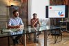 Vicesindaco Alessandro Balboni con l'operatore del centro di recupero fauna della Lipu