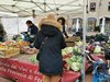 Mercato contadino in piazza Municipio_Ferrara fotoGioM