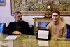 Nicolò Astori - consegna riconoscimento da parte dell'ass. F. Carità - foto FVecch