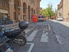 Piazza Sacrati, a Ferrara, all'altezza dei civici 15 e 17