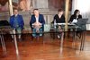 Stefano Di Brindisi di Sipro e l'assessore Andrea Maggi all'incontro formativo di lunedì 2 maggio 2022 nella residenza municipale di Ferrara (foto FVecch)