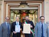 Riconoscimento del Comune a Paolo Pandolfi. Consegnato dall'assessore Francesco Carità