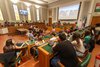La targa del Comune consegnata all'Istituto Vergani-Navarra di Ferrara