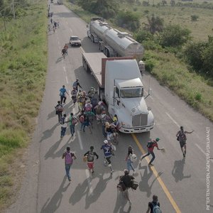 Una delle immagini di Pieter Ten Hoopen intitolata "Civilian Act" che ha vinto il World Press Photo of the Year (Agence Vu)